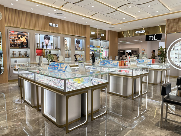 商場眼鏡店怎么裝修和營銷？